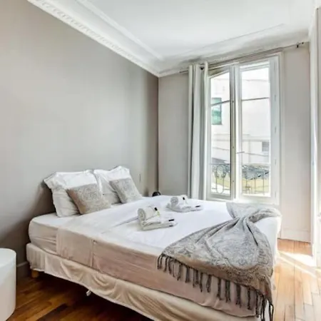 Guestready - Spacious Near Champs-elysees Apartment